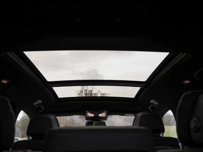 BMW X7 3,0 xDrive40d Mpacket - fotka 11 z 46