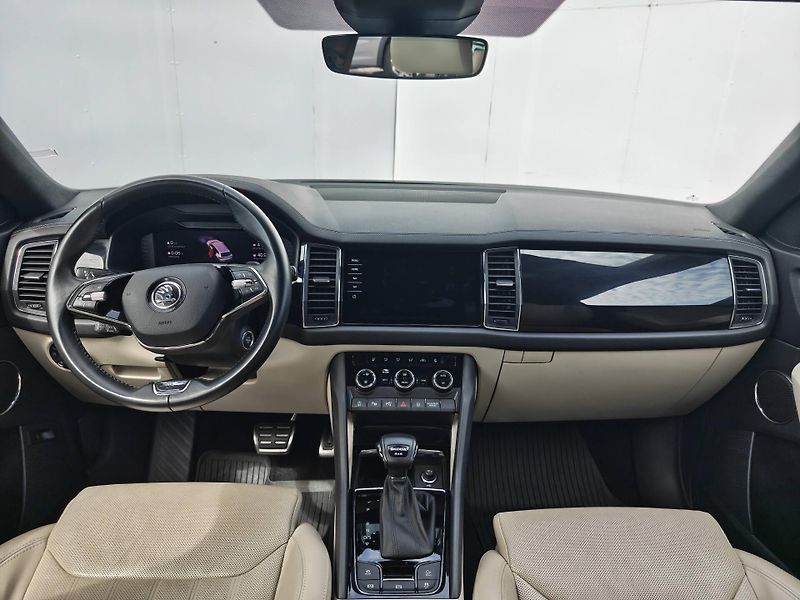 Škoda Kodiaq L&K 4x4 7DSG 2,0TDI - fotka 11 z 25