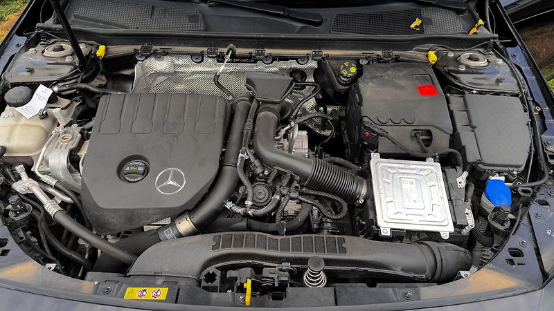 Mercedes-Benz CLA (2022) Mercedes-Benz CLA200 4M AMG - fotka 16 z 17