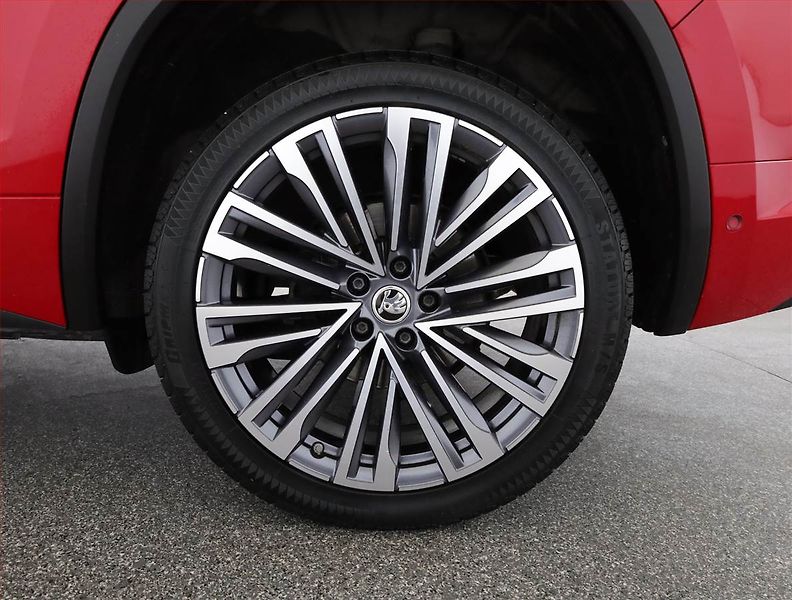 Škoda Kodiaq (2022) Laurin&Klement 2.0 TDI 4x4 - fotka 19 z 19