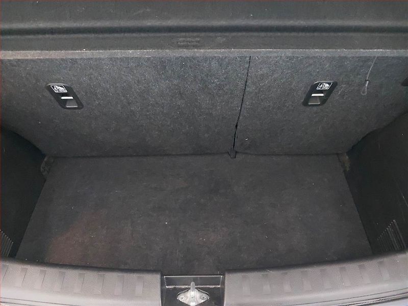 Suzuki Swift (2015) 1.2 - fotka 13 z 14