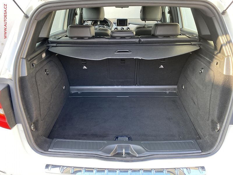 Mercedes-Benz Třídy B (2012) 1.8CDi, servis.kniha - fotka 7 z 17