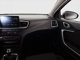 Kia Ceed (2019) 1.4 T-GDI, Serv.kniha, Xenony - náhled 8
