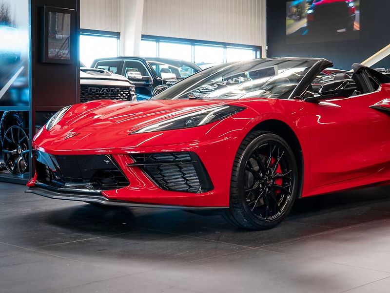 Chevrolet Corvette (2026) 6.2 Cabrio 3LT Z51 Facelift - fotka 12 z 42