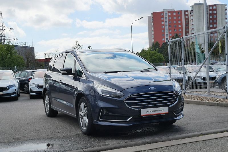 Ford S-MAX - fotka 3 z 6