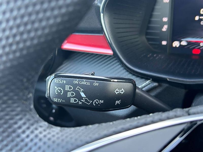 Škoda Fabia Monte Carlo 6MP 1,0TSI - fotka 13 z 24