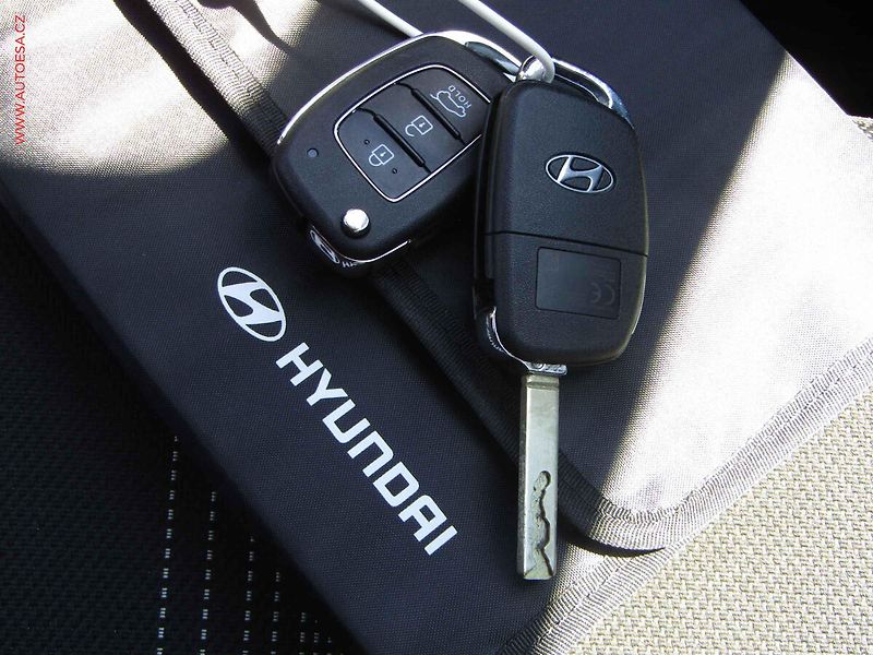 Hyundai i20 (2024) 1.2i, 1.maj,ČR, AC, navi - fotka 22 z 22
