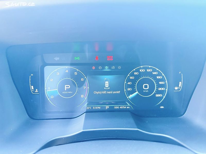 SsangYong Tivoli Grand 1.5 GDI Style Plus - fotka 14 z 33