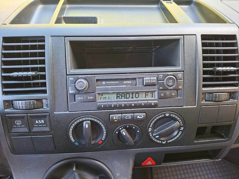 Volkswagen Transporter (2004) 1.9TDI 77kW -9.MÍST-T.Z.-KLIMA - fotka 14 z 31