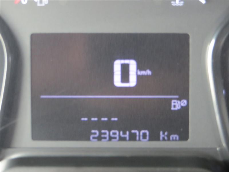 Opel Vivaro 1,5 CDTI 88kw Van L1 - fotka 18 z 18