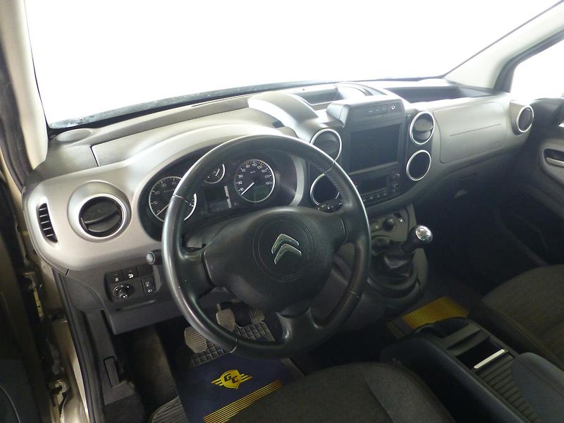Citroën Berlingo (2018) 1,6i-88KW*KAMERA*ALU**PŮVOD ČR - fotka 11 z 31