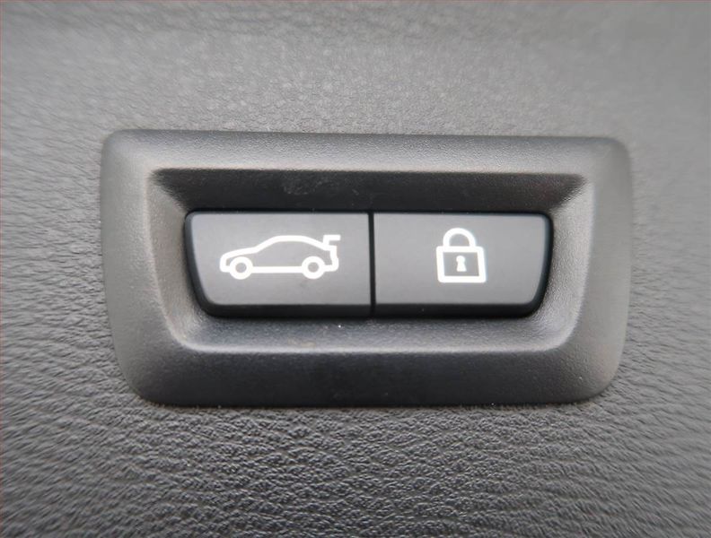 BMW X1 (2022) M Sport xDrive18d, M-Paket - fotka 16 z 27