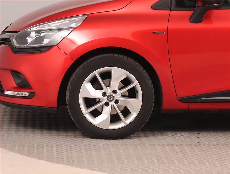 Renault Clio (2018) Limited 1.2 16V - fotka 14 z 15