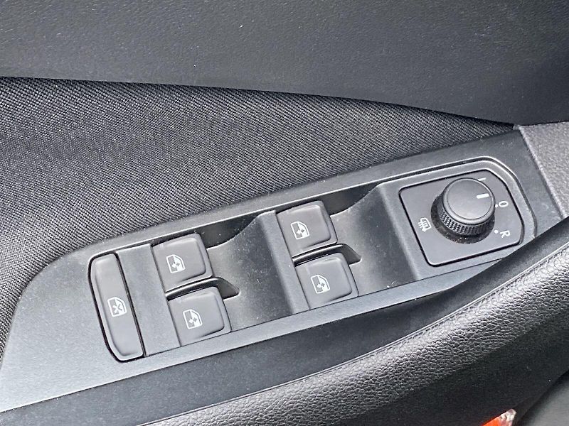 Škoda Kamiq (2025) 1.0 TSI Selection - fotka 19 z 33