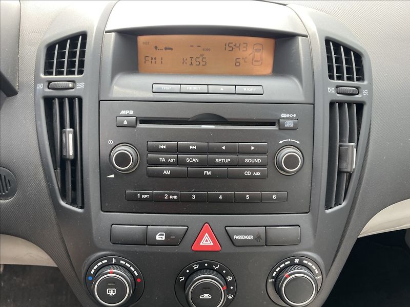 Kia Ceed 1,4 CVVT 80kW Tažné nová spojk - fotka 17 z 30