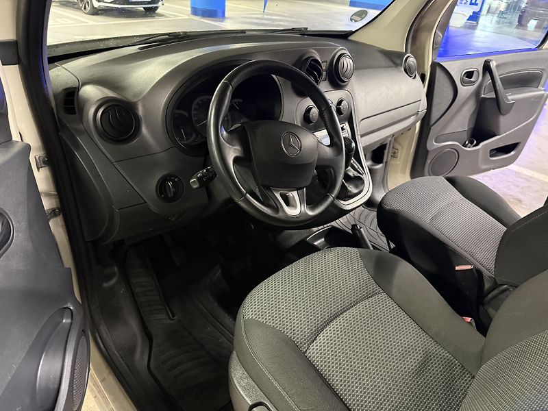 Mercedes-Benz Citan (2016) Mercedes-Benz Citan 1.5 CDI 66 - fotka 2 z 11