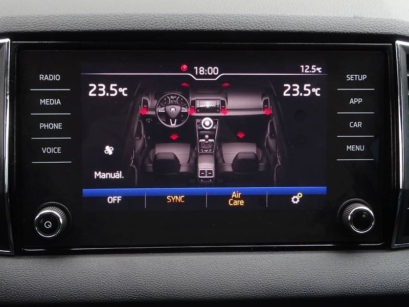 Škoda Karoq (2020) 2,0TDi /140kW DSG 4x4 Style - fotka 6 z 26