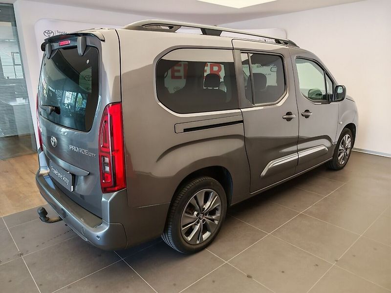 Toyota ProAce City 1.2T 110k  Family - fotka 4 z 35