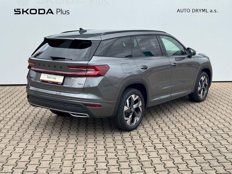 Škoda Kodiaq (2026) Sportline 2.0 TDI 142 kW 4x4 D - fotka 2 z 33