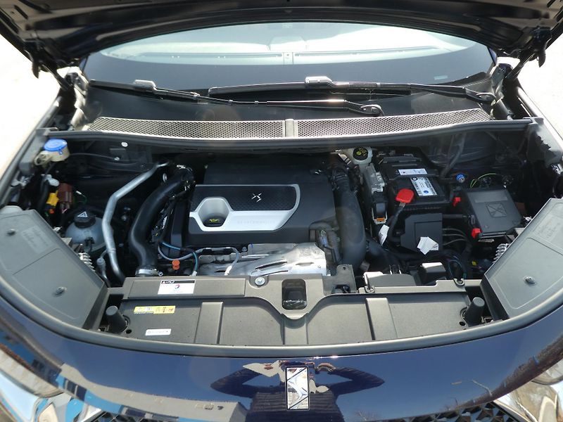 DS Automobiles DS7 Crossback 1,6i 133kW automat kůže navi  - fotka 7 z 15