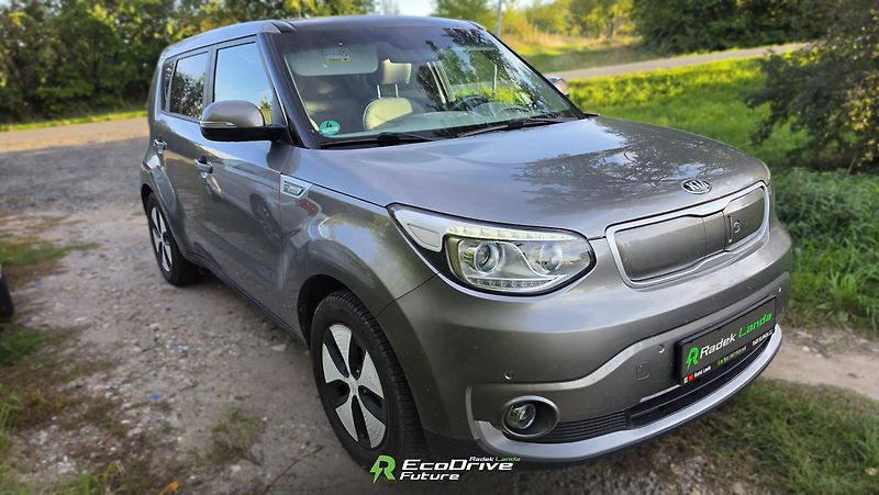 Kia Soul (2016) EV 27 kWh – kamera, panorama - fotka 2 z 12