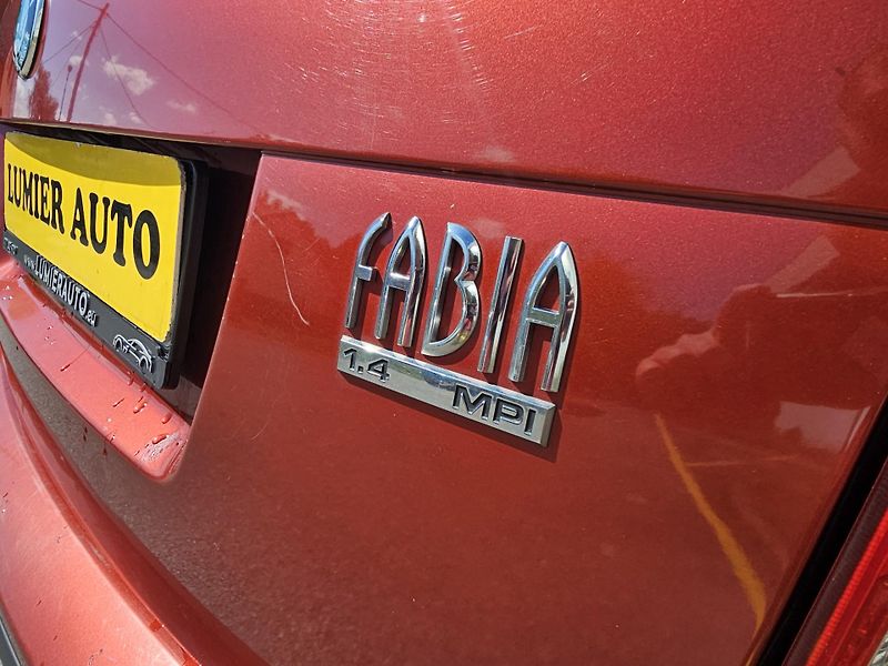 Škoda Fabia (2001) 1 1.4MPI TAŽNÉ  - fotka 16 z 17