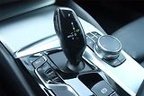 BMW Řada 5 (2017) Sport Line 520d xDrive - náhled 13