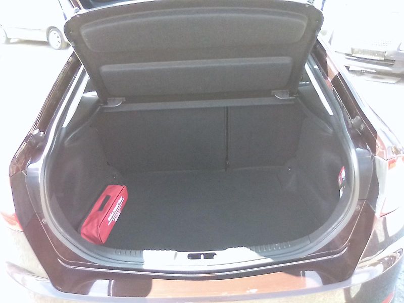 Ford Mondeo (2009) 2.0i 16V Titanium, ser. knížka - fotka 27 z 32