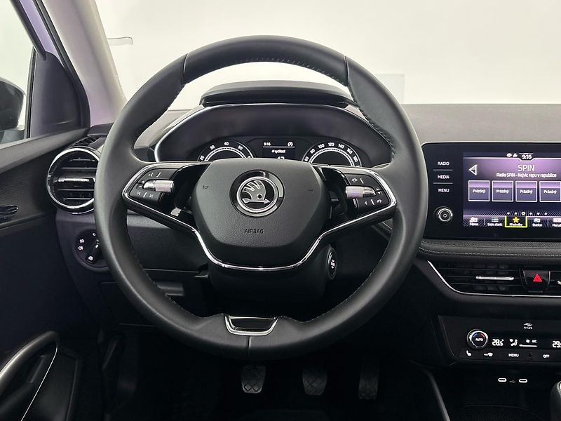 Škoda Fabia Style Plus - fotka 18 z 28