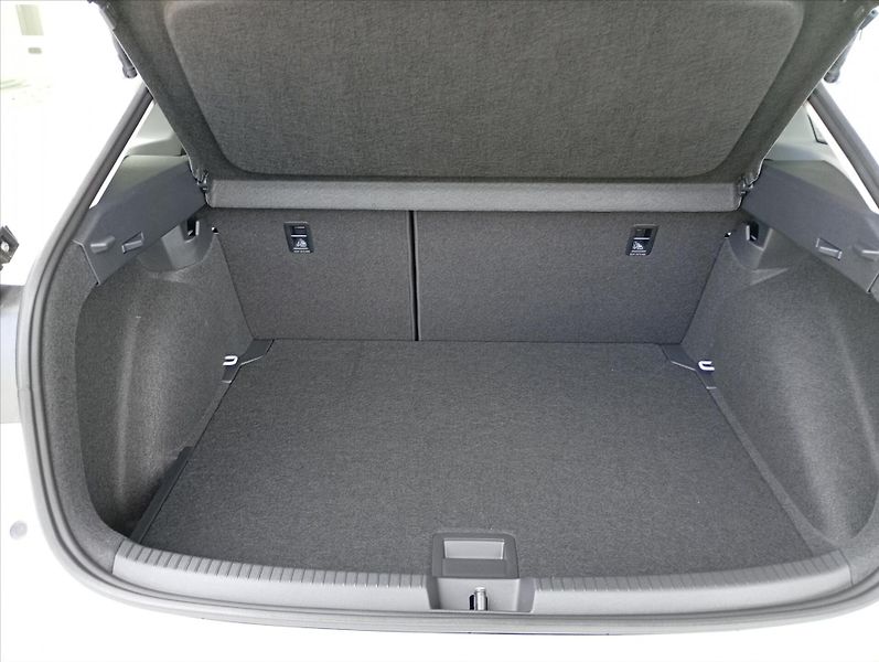 Volkswagen Taigo (2025) 1,0 TSI 85kW 6G  Style - fotka 11 z 17