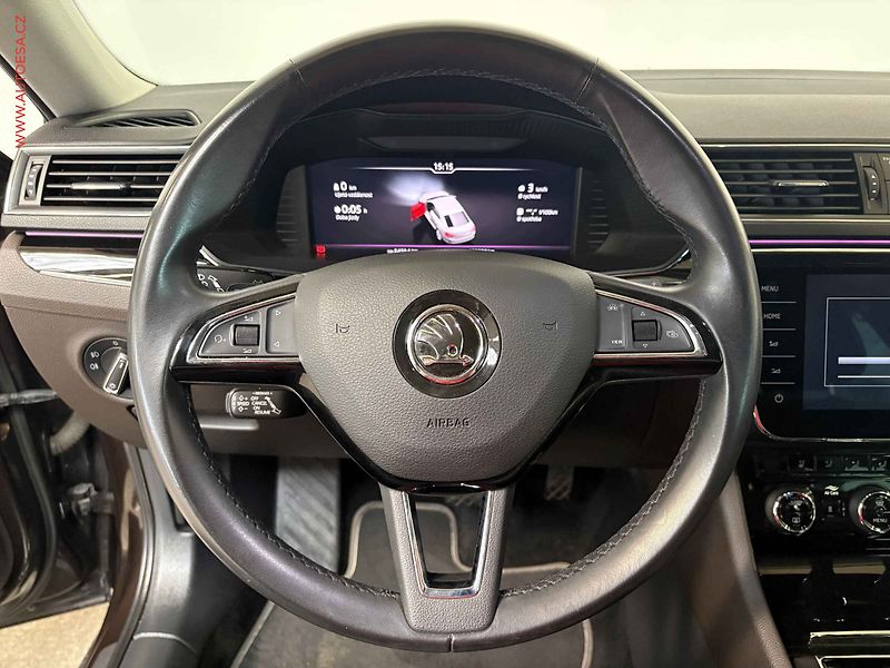 Škoda Superb (2019) 2.0 TDi 4x4, ČR, L&K, DSG - fotka 17 z 18