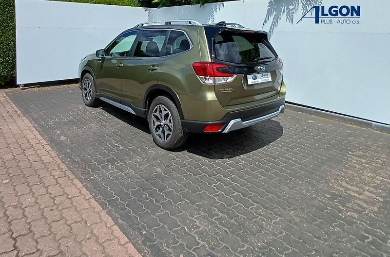 Subaru Forester COMFORT e-Boxer FB 20 110 kW C - fotka 4 z 25