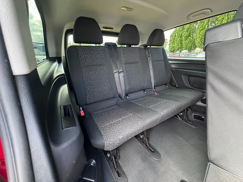 Mercedes-Benz Vito (2020) TOURER 8 MÍST 1,8D 75KW 110CDI - fotka 38 z 48
