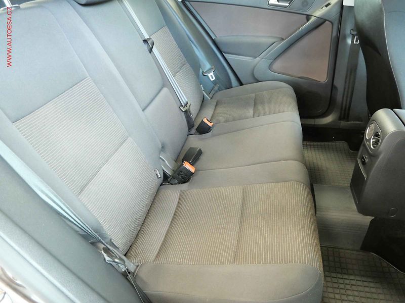 Volkswagen Tiguan (2014) 1.4 TSi, ČR, STK5/28 - fotka 12 z 21