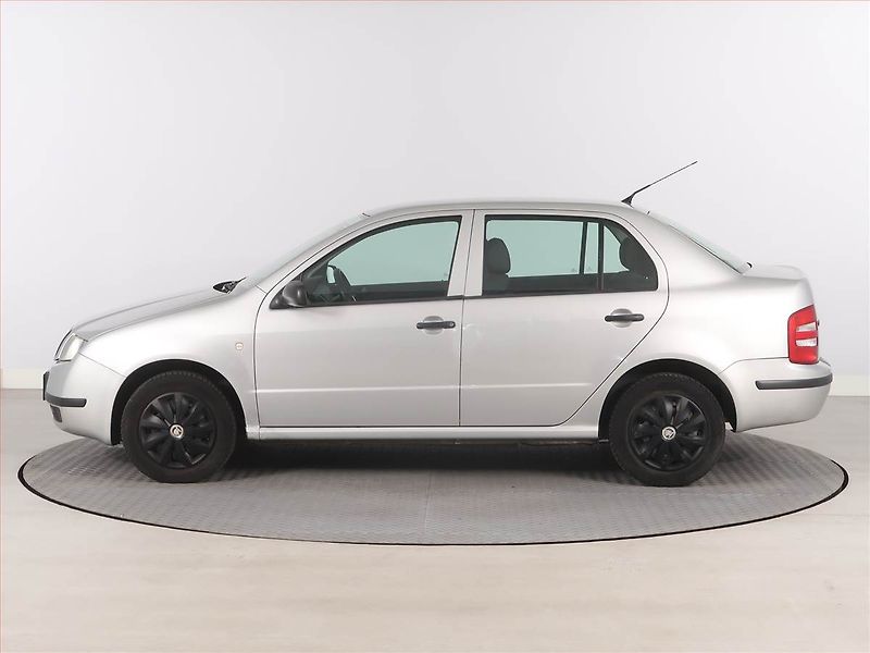 Škoda Fabia (2004) 1.2 12V, servisované - fotka 3 z 14