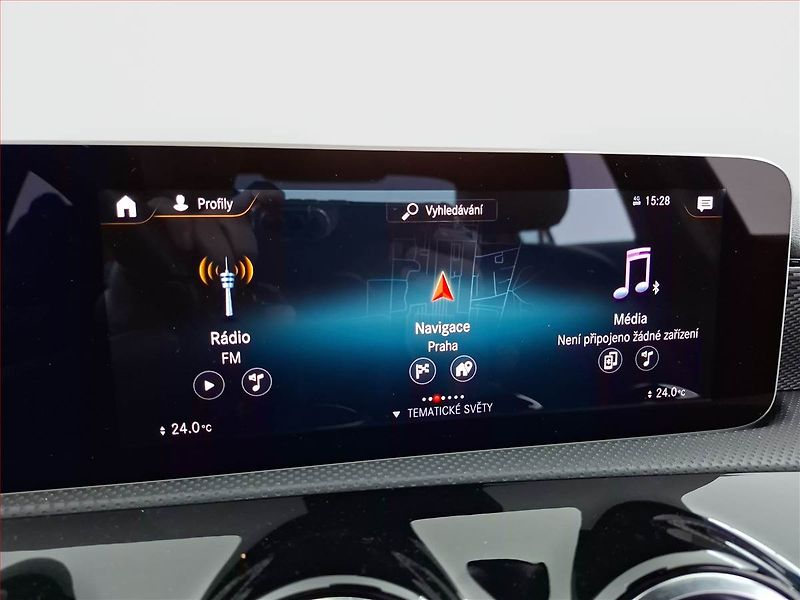 Mercedes-Benz Třídy A (2020) A 200 - fotka 15 z 22