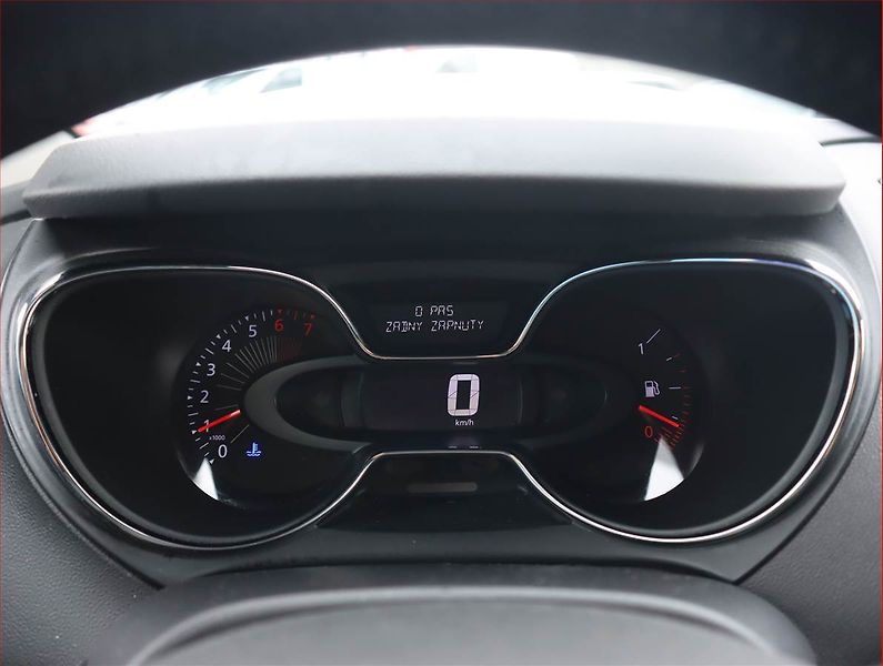 Renault Captur (2017) 0.9 TCe, Serv.kniha, Navi - fotka 11 z 19