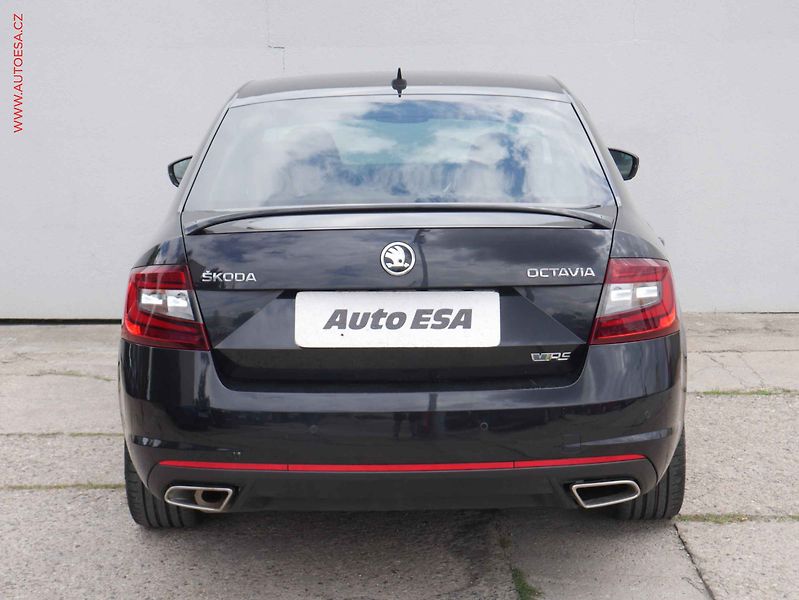 Škoda Octavia (2017) 2.0 TDi, RS, LED - fotka 5 z 18