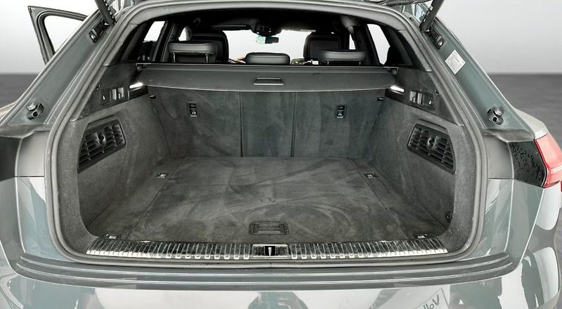 Audi Q8 e-tron 50 Q SoH 94% Kamera Vzduch LED - fotka 13 z 14