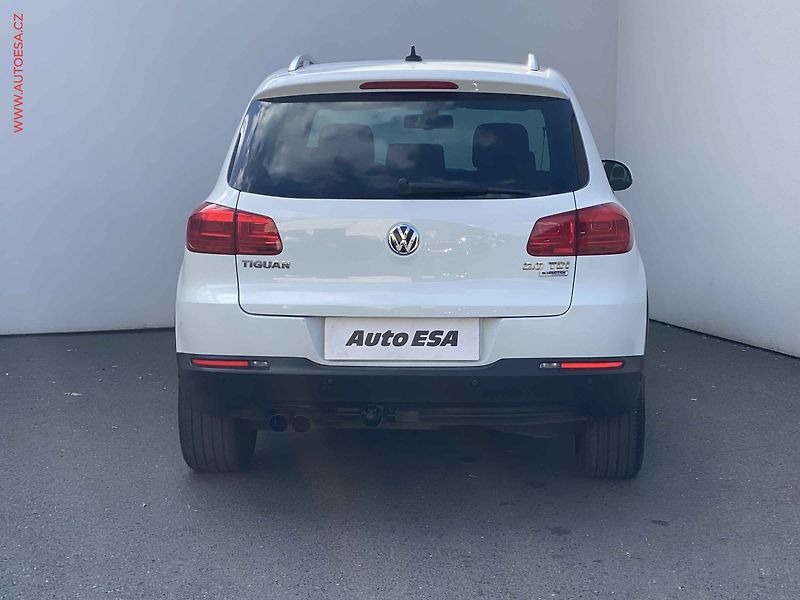 Volkswagen Tiguan (2014) 2.0 TDi, CUP, navi, panor - fotka 5 z 17
