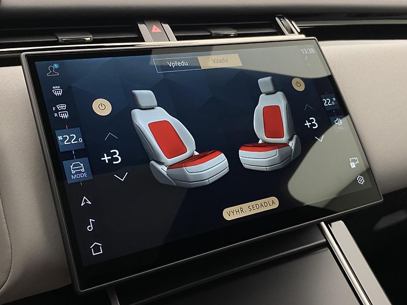 Land Rover Range Rover Velar D300 Dynamic SE REZERVACE - fotka 41 z 61