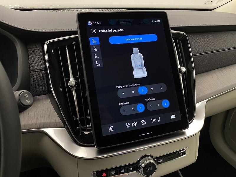 Volvo XC90 (2026) T8 AWD RECHARGE DARK ULTRA - fotka 74 z 79