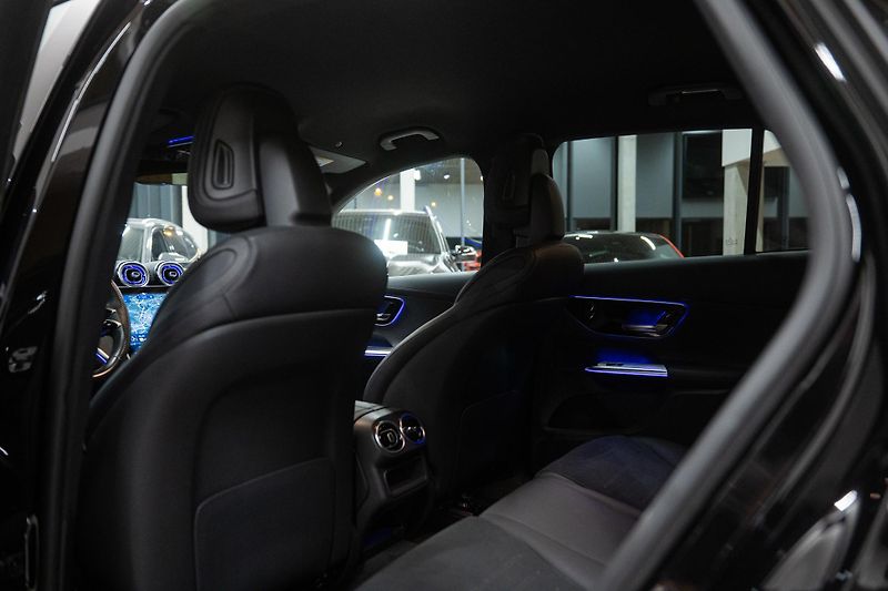Mercedes-Benz GLC (2024) 220d 145KW 4x4 AMG 1ČR TAŽNÉ  - fotka 16 z 40