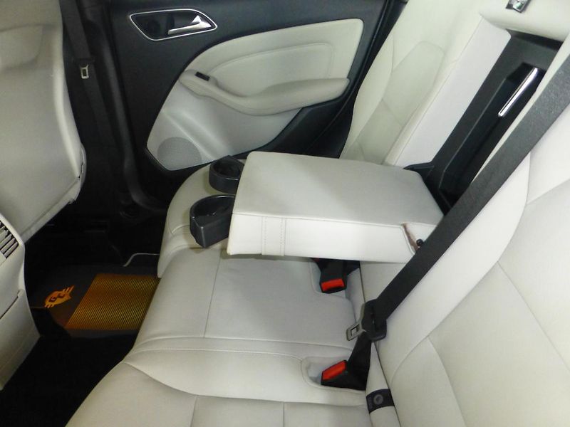 Mercedes-Benz Třídy B (2013) - fotka 18 z 29