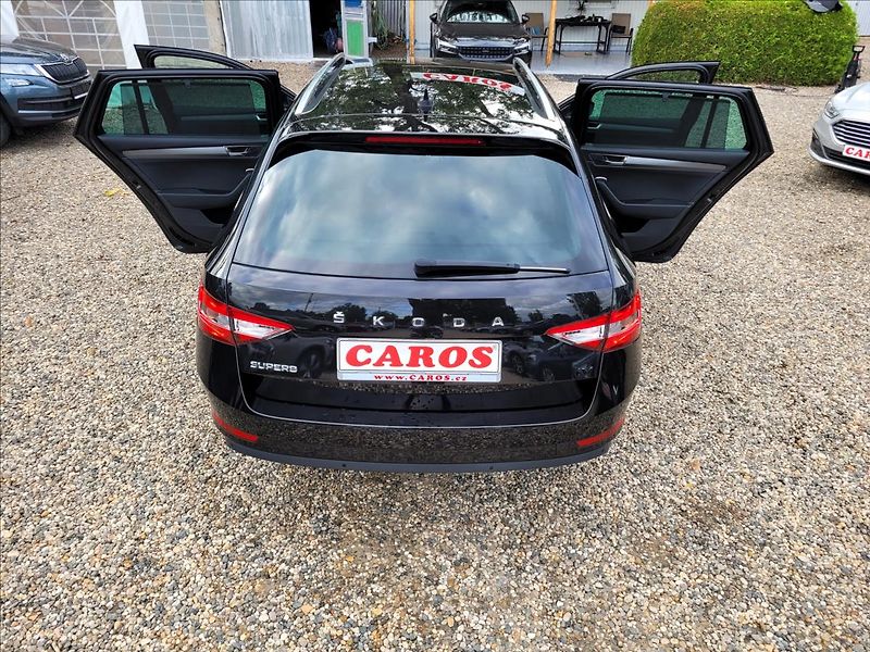 Škoda Superb 1,4 PHEV,160kw,DSG,Clever+ - fotka 43 z 49