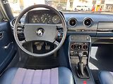 Mercedes-Benz 123 230E - náhled 10