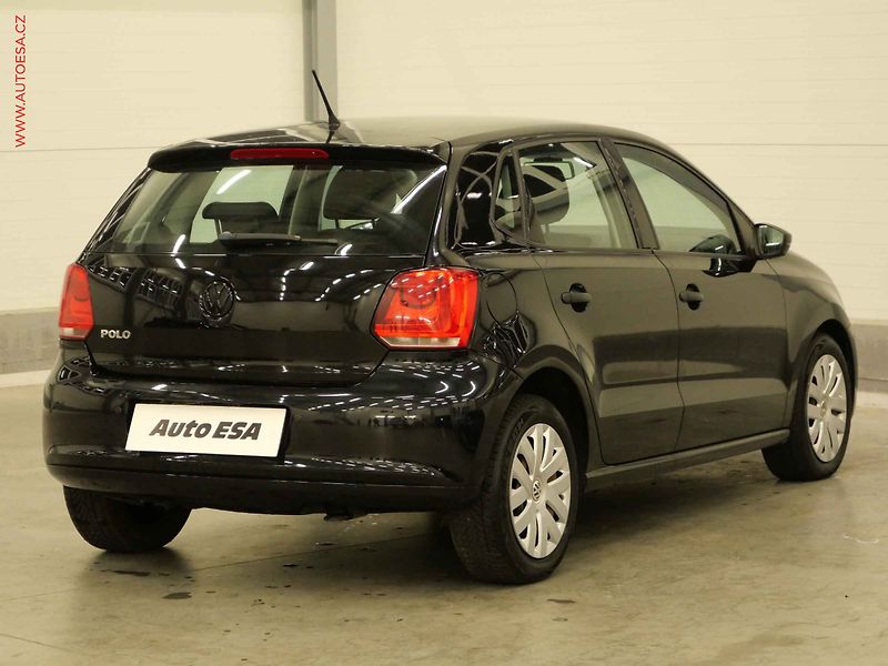 Volkswagen Polo (2010) 1.2i, AC, temp - fotka 4 z 17