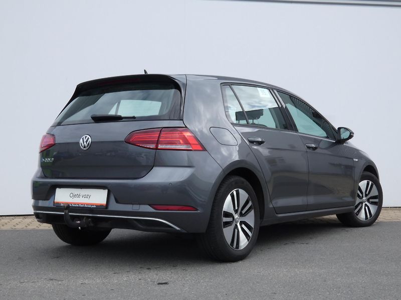 Volkswagen e-Golf (2020) Comfortline 100kW SoH 87% - fotka 9 z 30