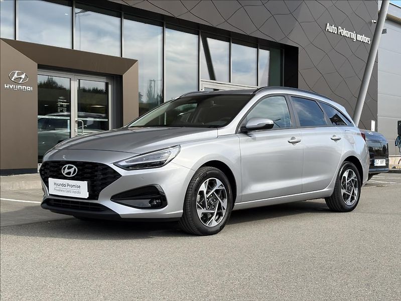 Hyundai i30 1,5 i  WG FL Family Climate - fotka 1 z 22
