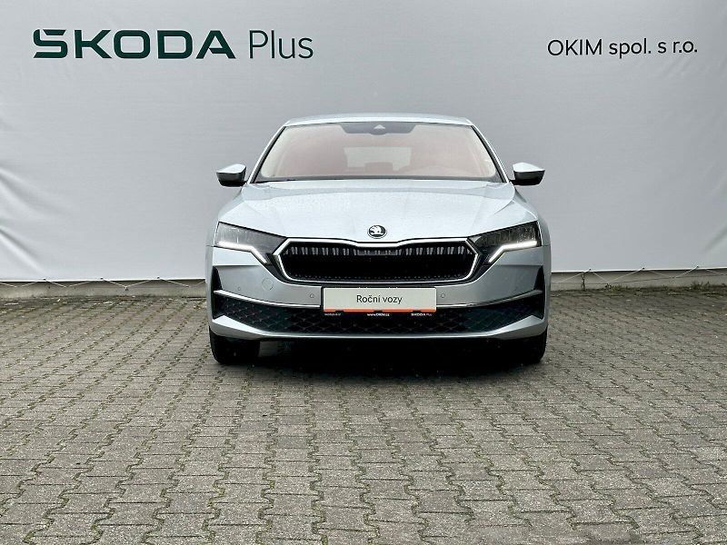 Škoda Octavia (2024) 1.5 TSI 110kW MHEV Top Selecti - fotka 4 z 24